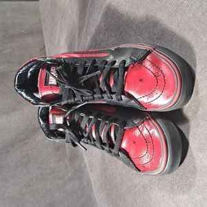 Vans x Marvel Deadpool Red Black Leather Sk8-Hi Lace Up Sneakers G US 5.5